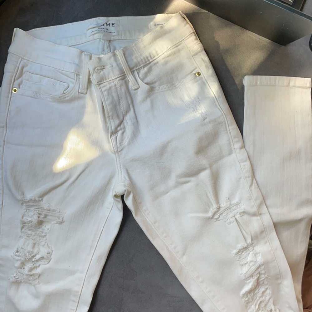 FRAME White le skinny De Jeanne' Ripped Jeans
